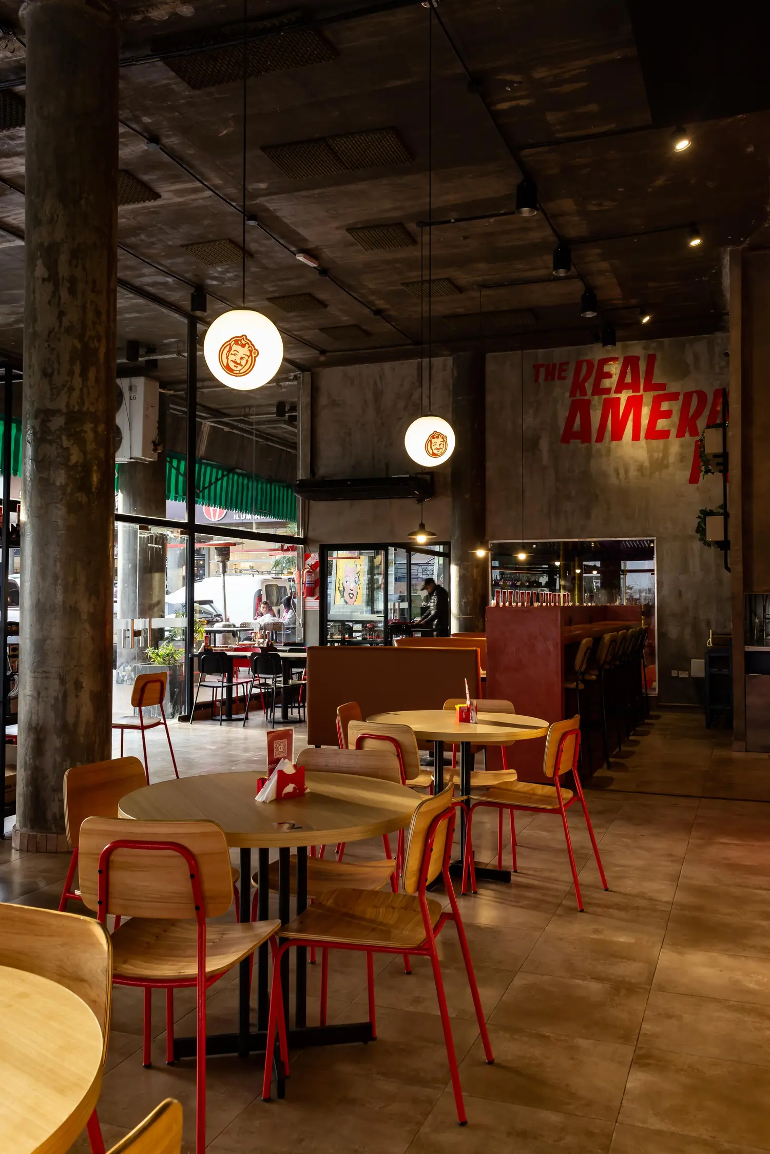 Interior de un local LENO